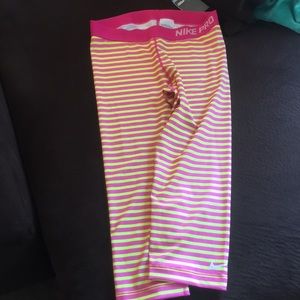 Nike pro leggings